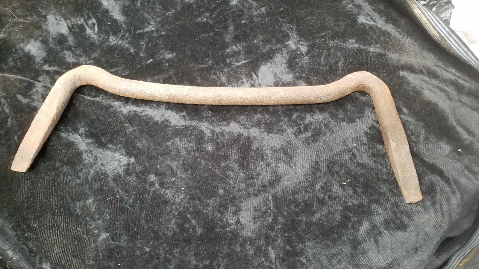 Antique Vintage 14" Cast Iron Roofing Tool