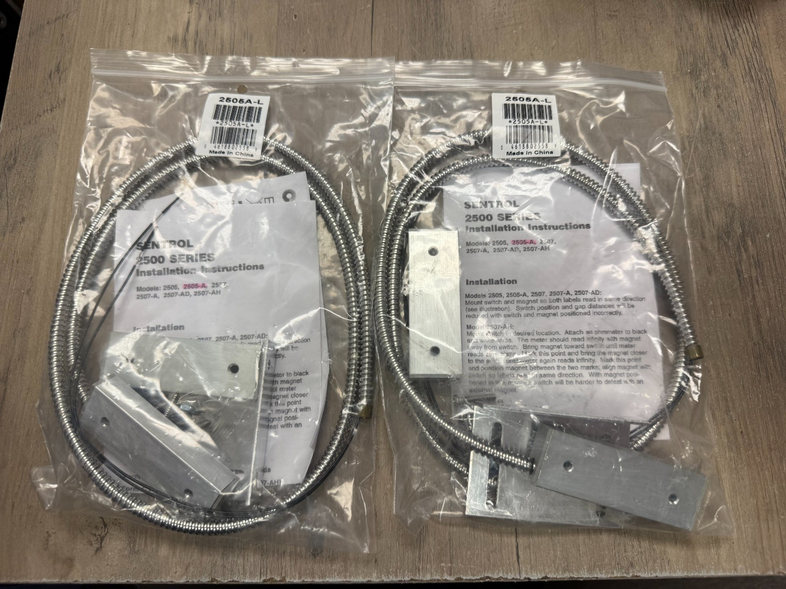 SENTROL 2505A-L Series Door Contact LOT OF 2 BRAND NEW