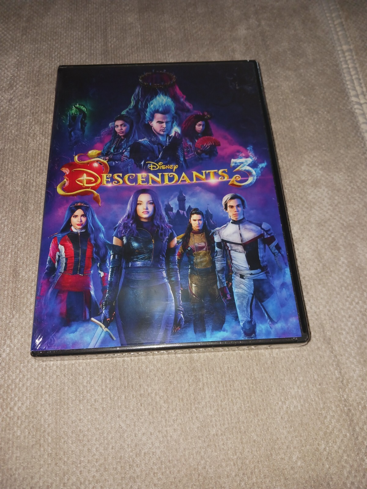 Descendants 3 FACTORY SEALED (DVD, 2019)