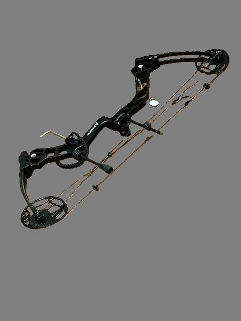 Trigon RH compound  store display model   youth to adult target or hunting