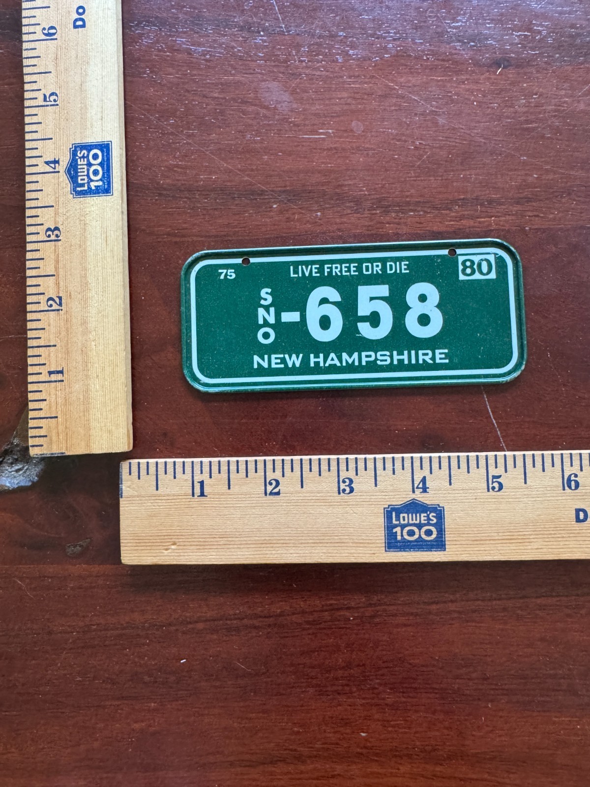 MINI VINTAGE BICYCLE LICENSE PLATE 1980 NEW HAMPSHIRE SNO-658 LIVE FREE OR DIE