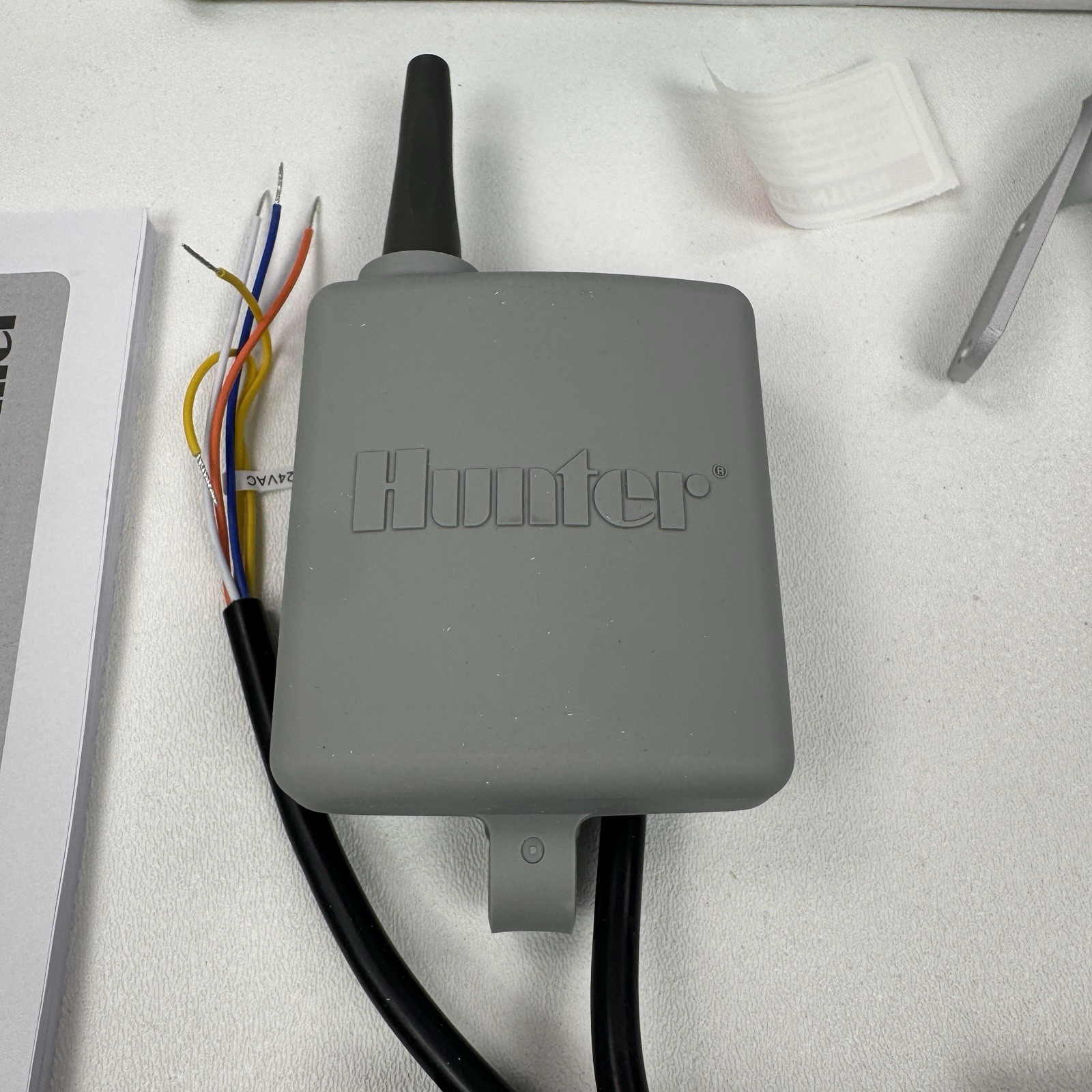 Hunter Rain Clik WRCLIK Wireless Rain Sensor with Freeze Shutoff, Automatic