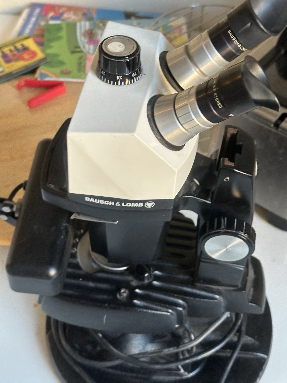 Gem Instruments Gemolite Mark V Microscope with B&L Optics – Stereo Zoom 7