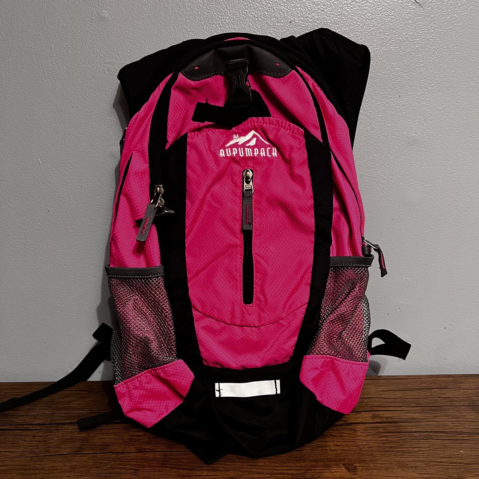 RUPUMPACK 18L Insulated Hydration Backpack for hiking  (Bladder not included)