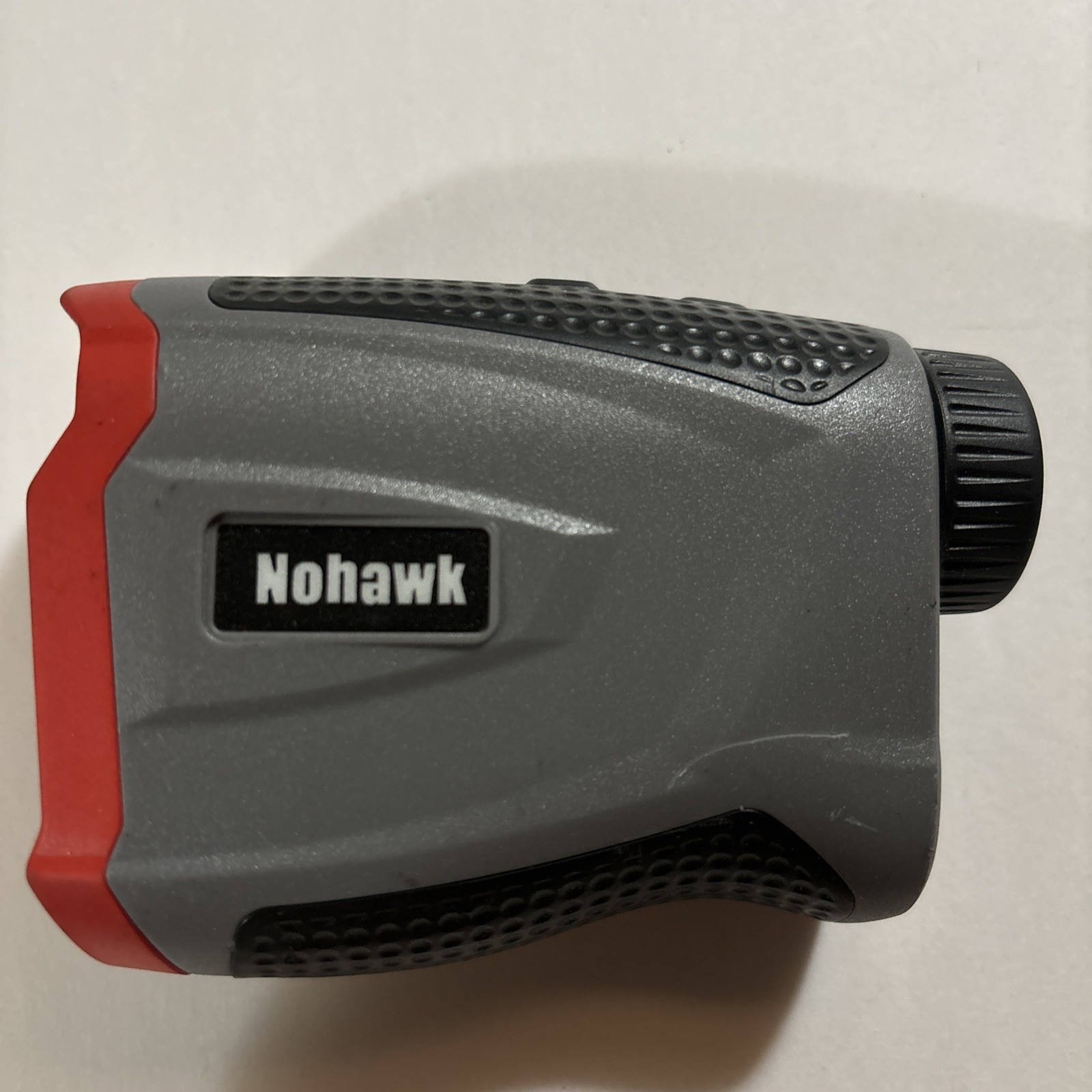 UsedNohawk AK600 Rangefinder Scope Rechargeable hunting golf with Slope Magnetic