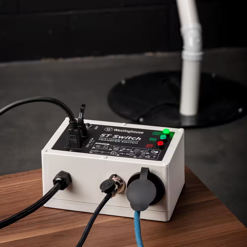 120V 20-Amp Portable Automatic Transfer Switch with Smart Technology