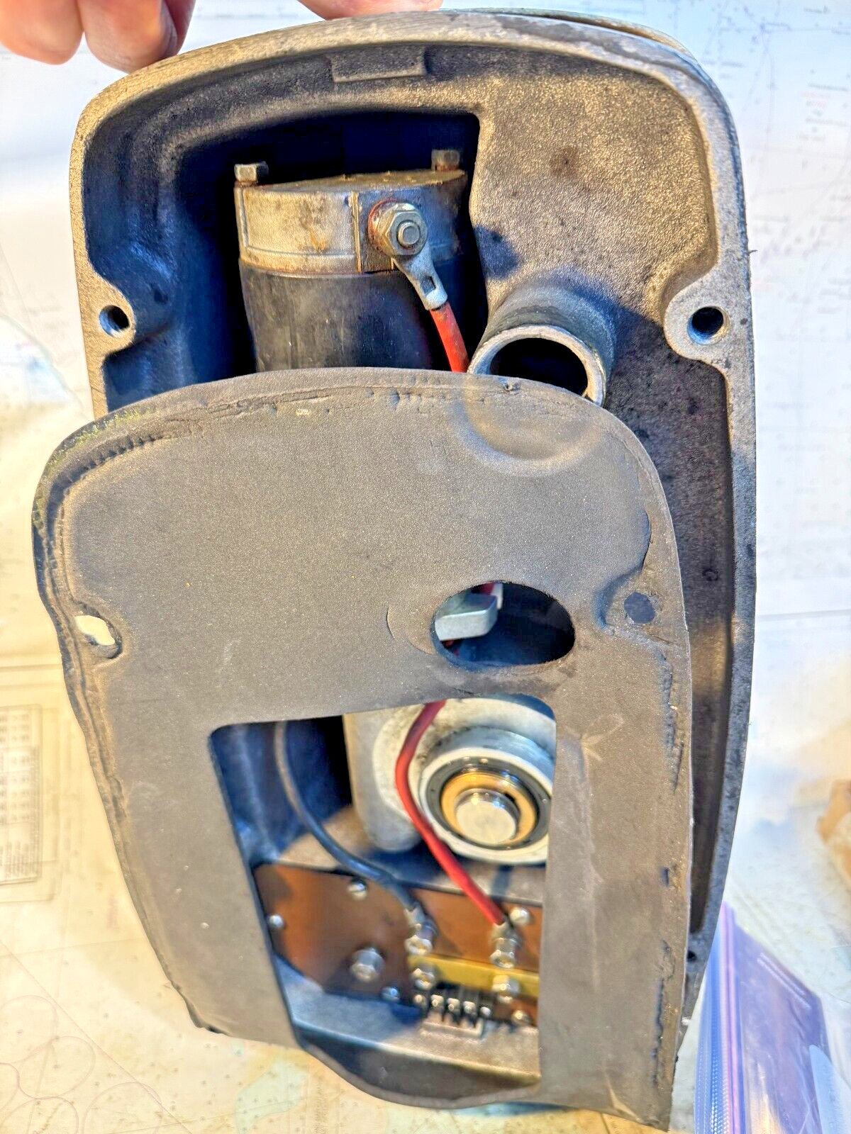 Maxwell R700 12Volt D.C. Automatic Rope Anchor Winch