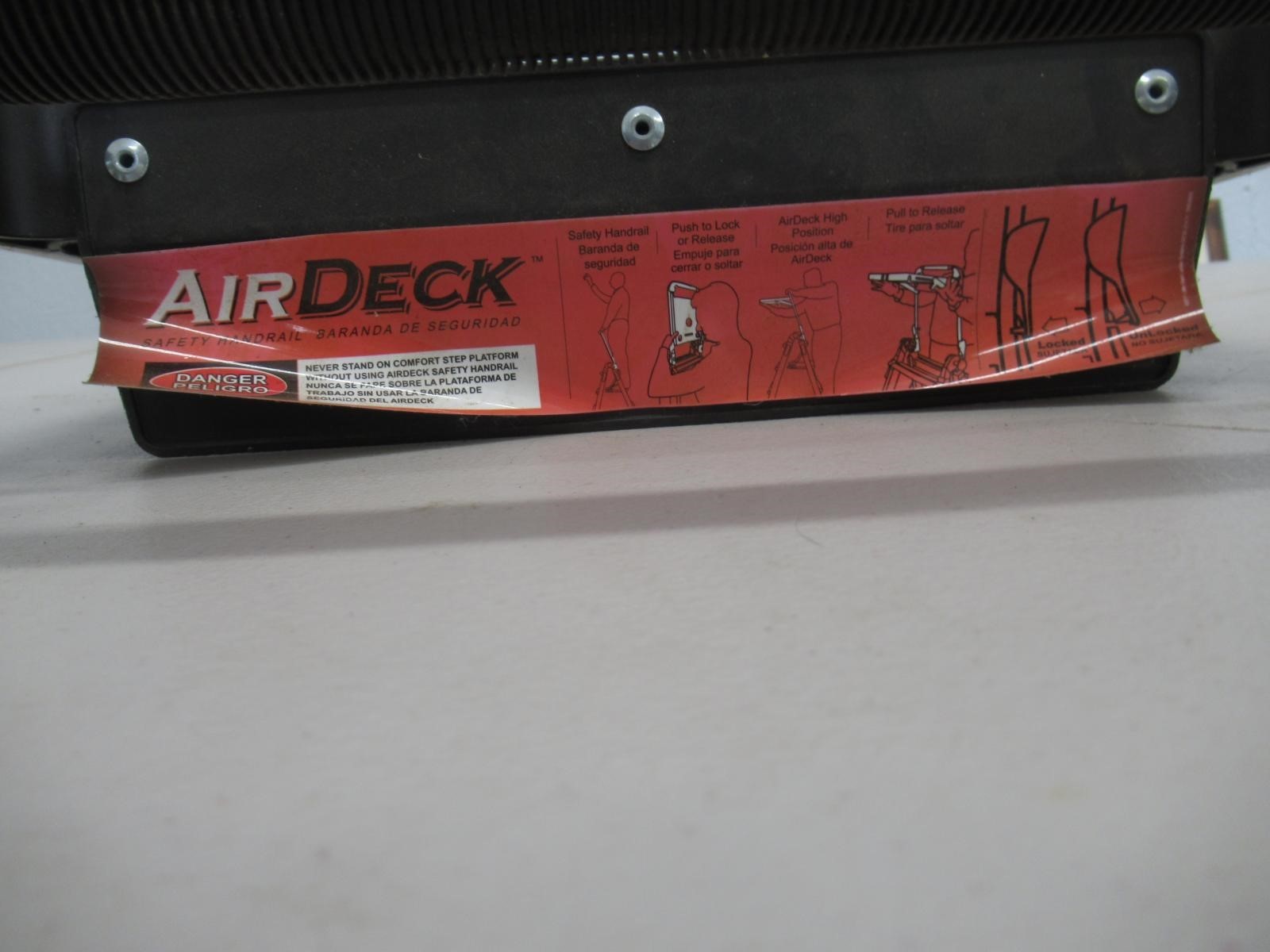 LITTLE GIANT LADDER - AIR DECK Work Tray ACCESSORY cl