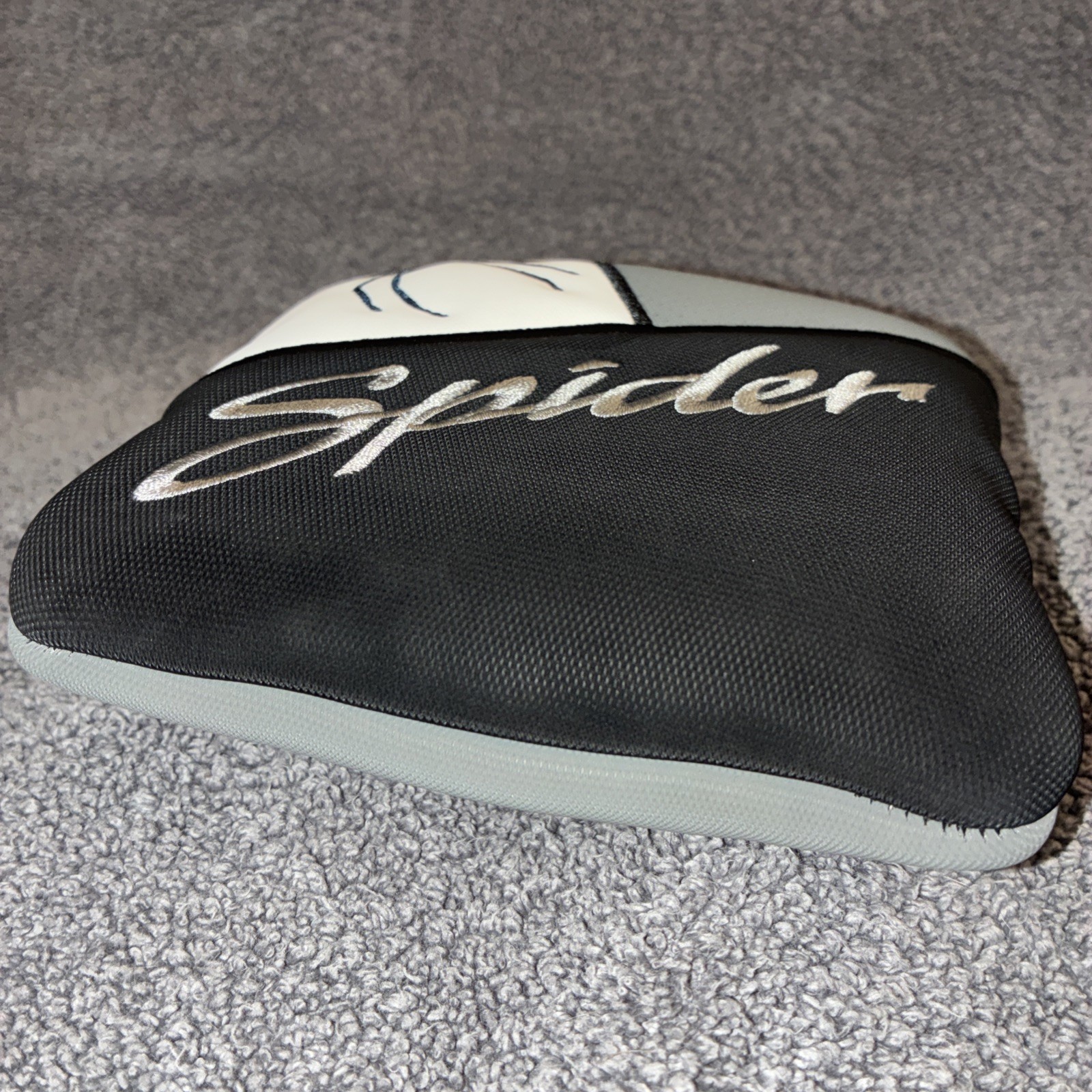 TaylorMade Spider Tour Mallet Putter Headcover Golf