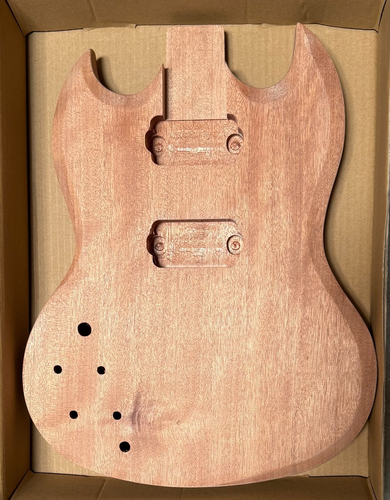 (Open Box Item) BexGears Left-Handed Unfinished E. Guitar Body  Okoume Body-H