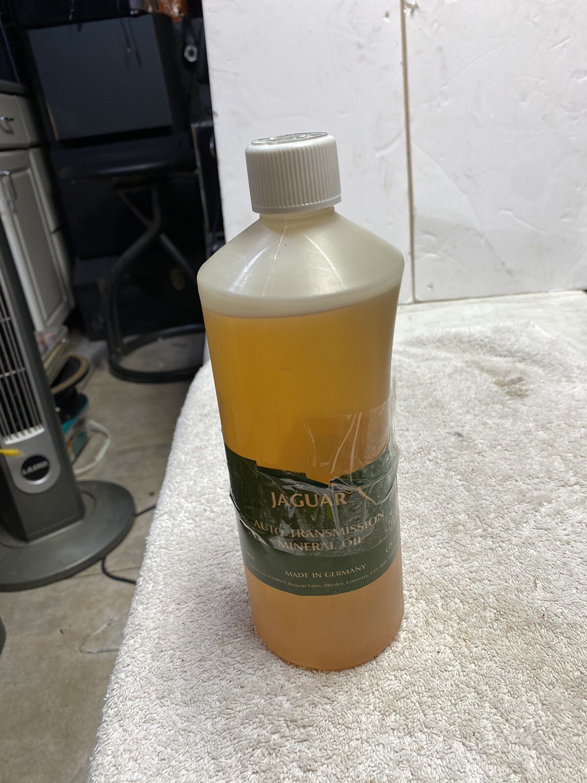 Jaguar Auto Transmission Mineral Oil 1L C2C8432 OEM Sealed Old Stock