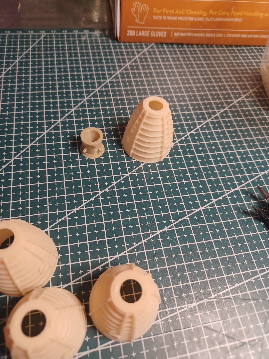 1/72 Space Shuttle Engine Upgrades. 3 Mains And 2 OMS to Fix Those Kit. Resin