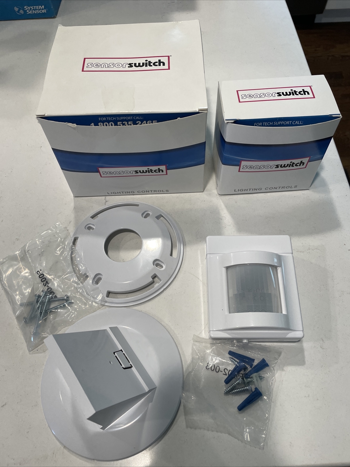 New Sensor Switch WVPDT16R Corner Mount Sensor Passive Dual Technology WVBR