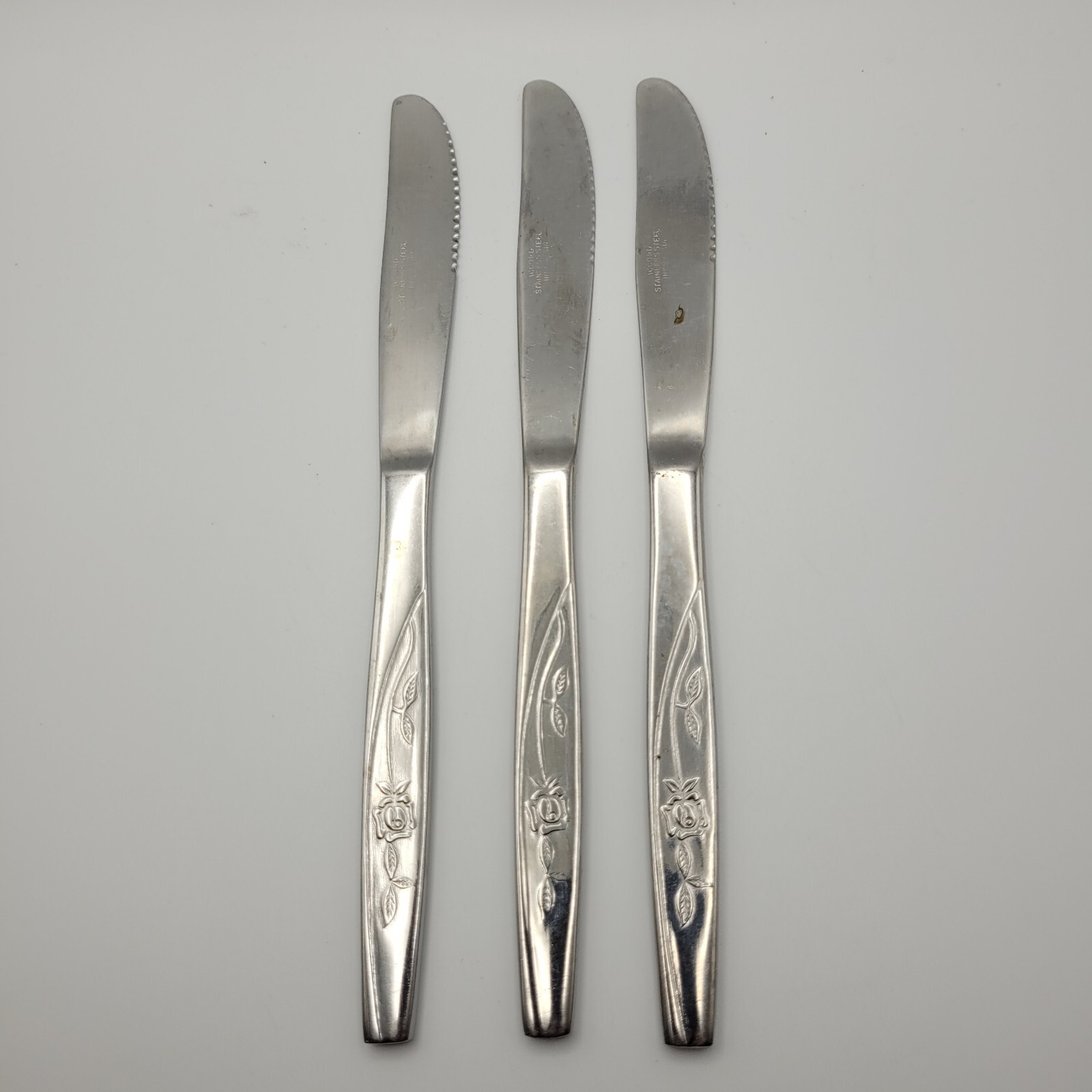 VTG Oneida Accord Stainless Double Sided Rose Floral Dinner Knives, Set of 3