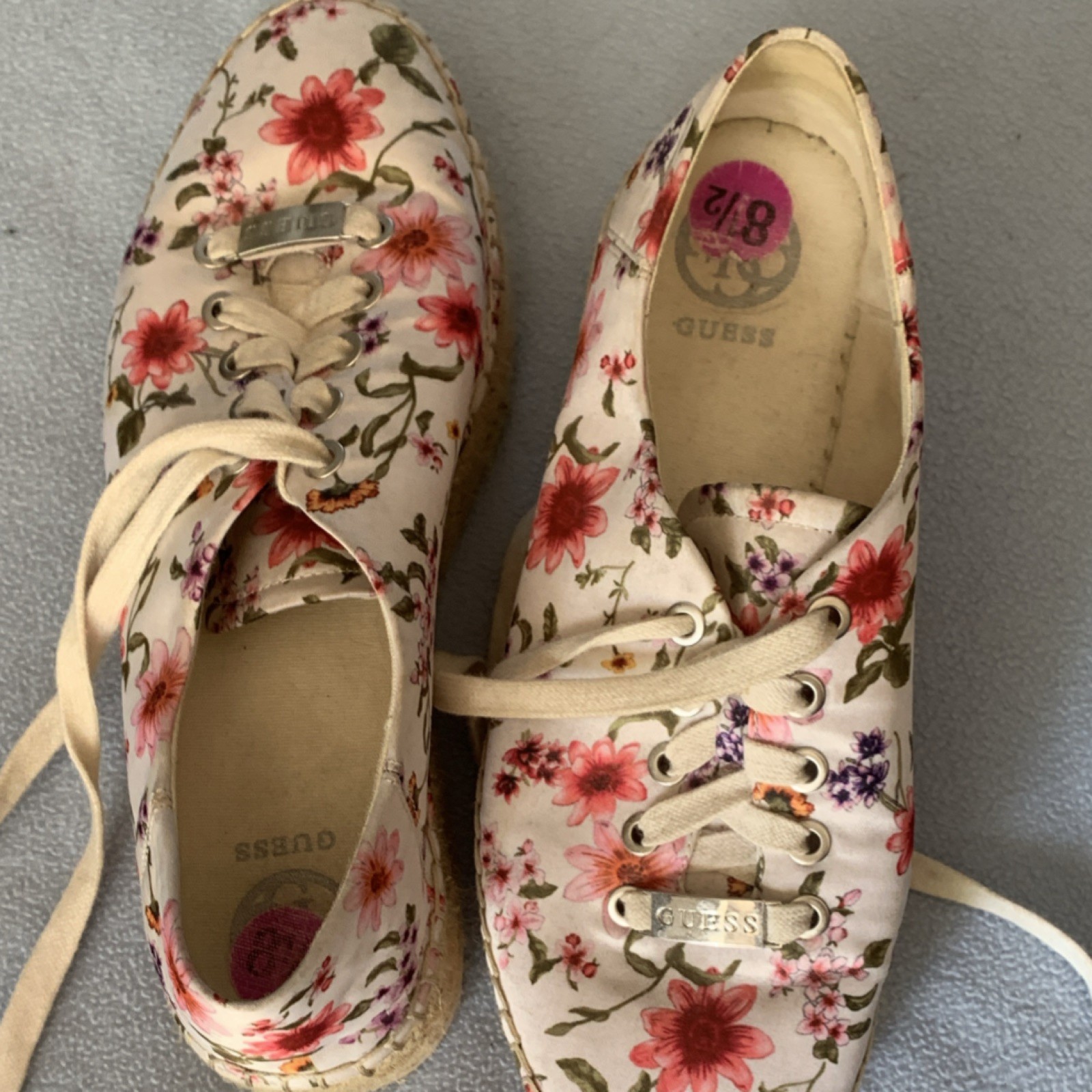 GUESS Women's Floral Lace Up Flats Beige Pink Green Purple Size 8.5