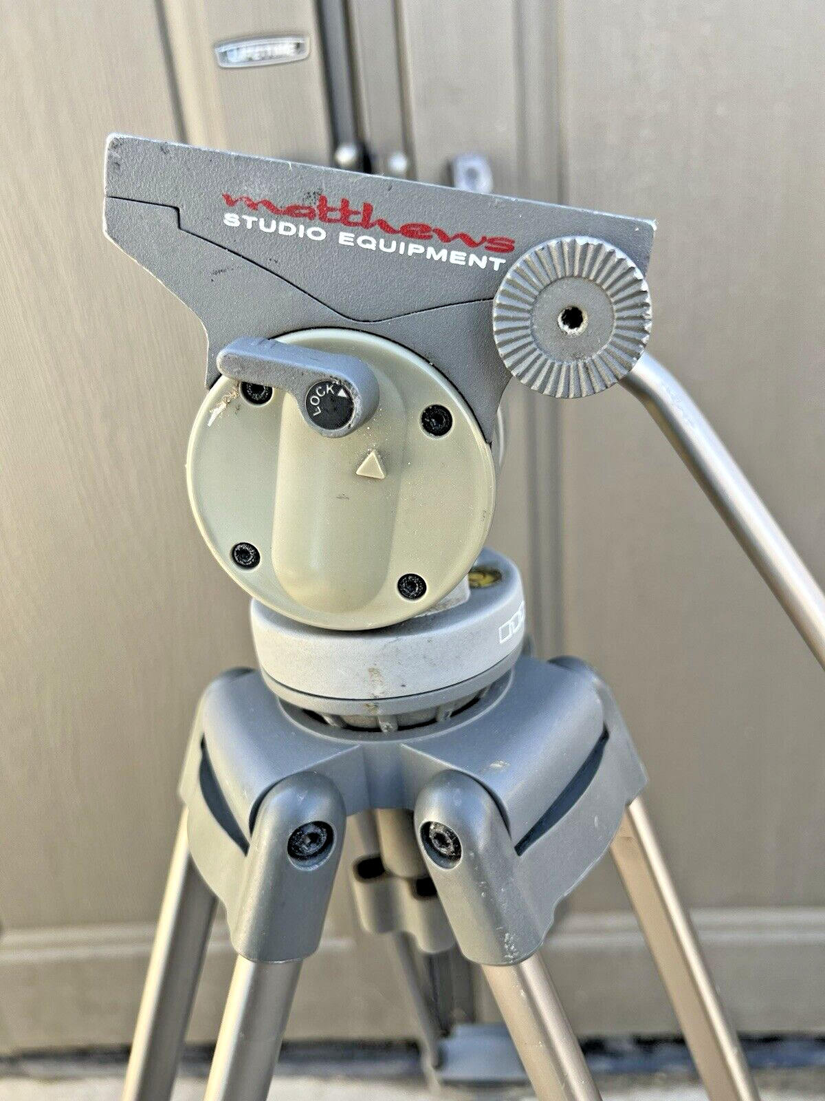Matthews Studio Equipment Video Stand Tripod Extendable M25