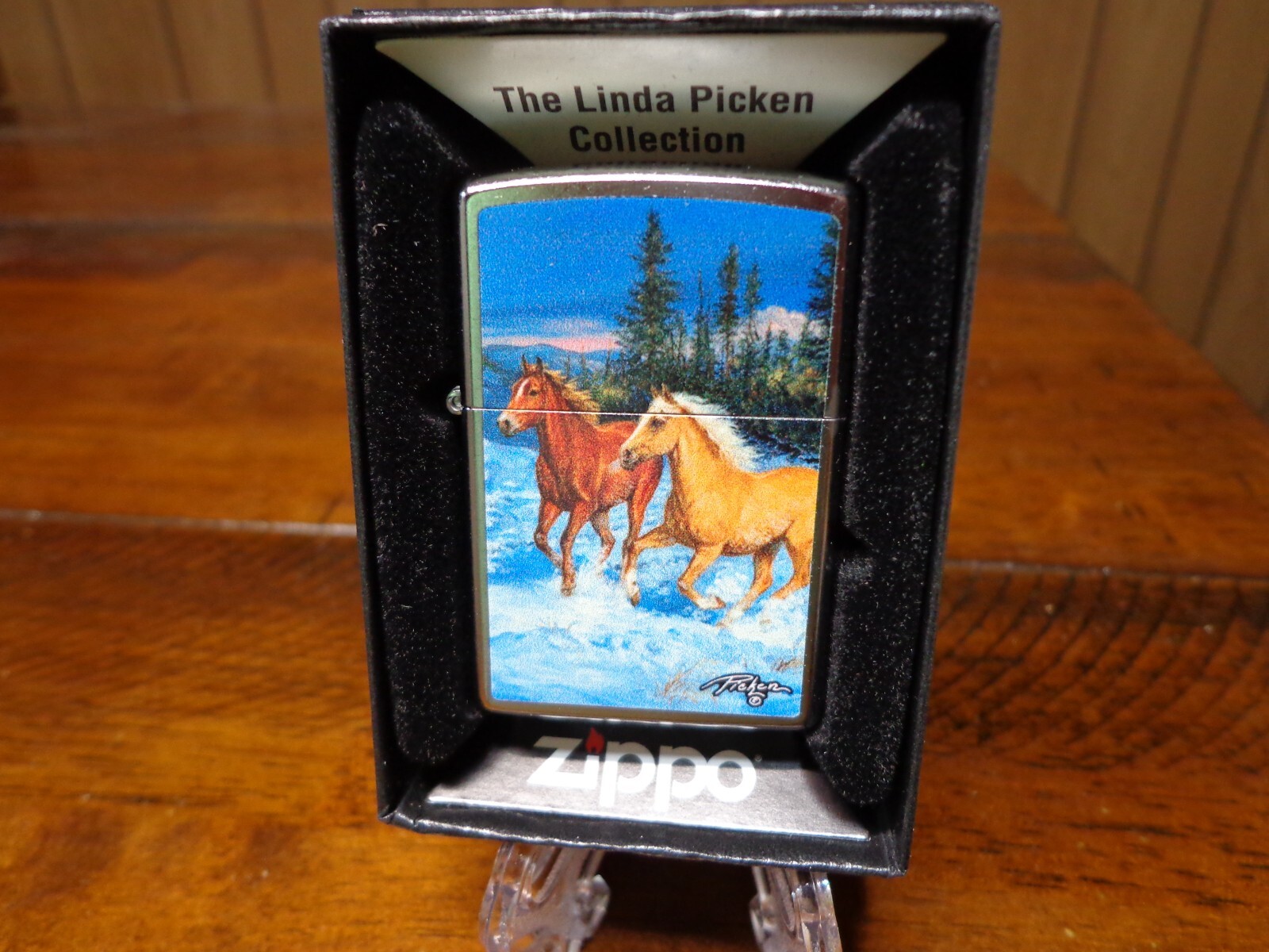 LINDA PICKEN 2 HORSES RUNNING IN THE SNOW ZIPPO LIGHTER MINT IN BOX