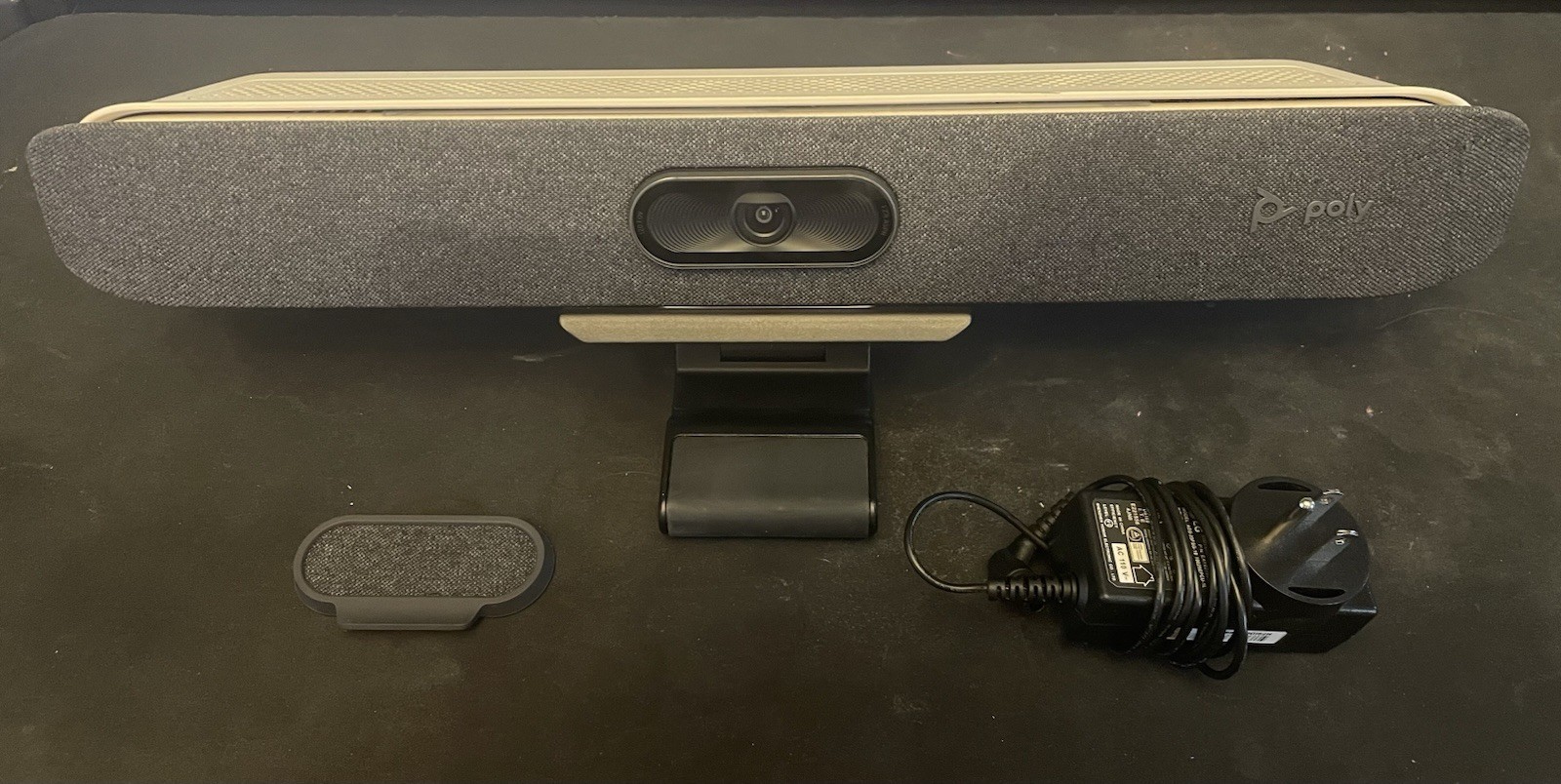 Poly Studio X30 Video Bar 4K Camera Soundbar w/ Power Adapter Tested