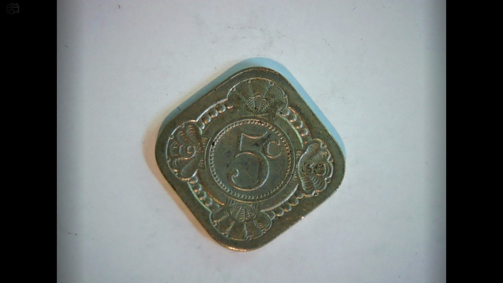 India 5 Paise Republic of India (Aluminium 5 Paise, scalloped-square type) Coin