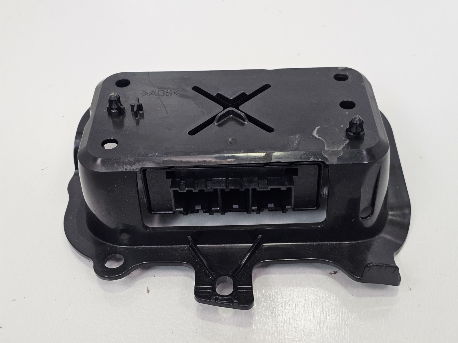 12-20 Model S ECU Park Distance Assist Control Sensor Module PDC 1048476-00-C