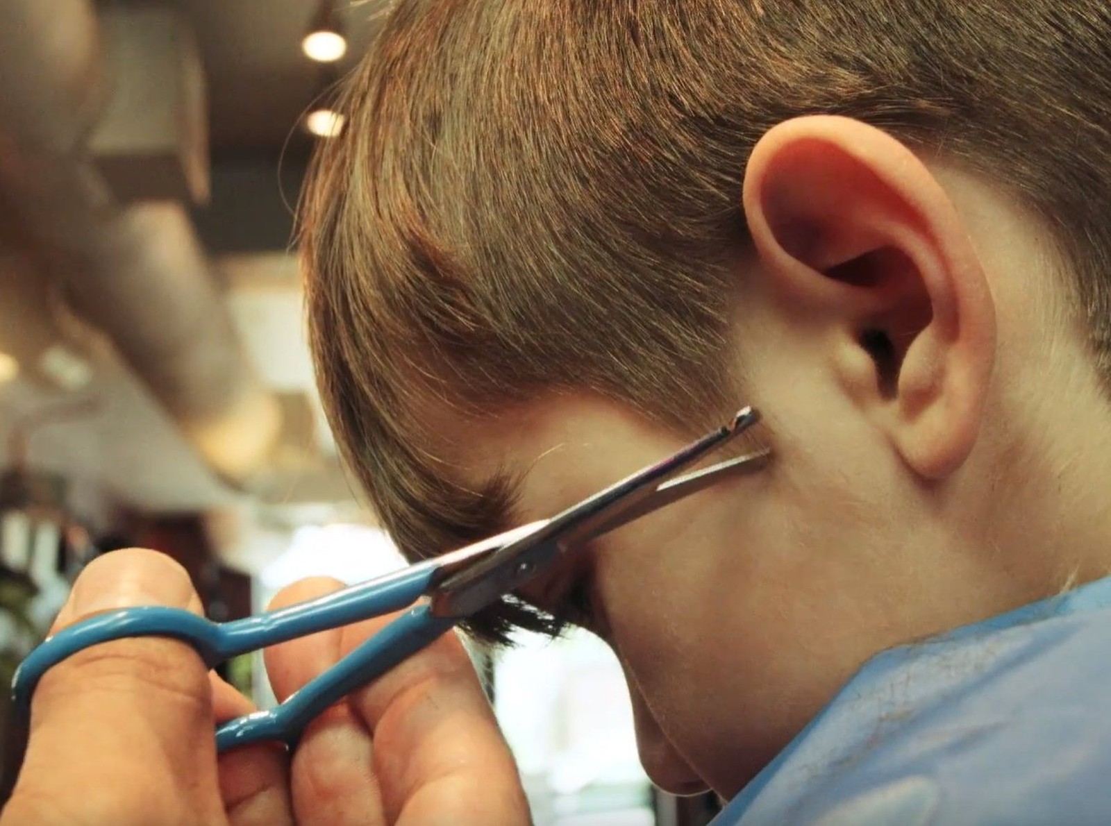 CALMING CLIPPER® - The Silent, Gentle Haircutting Kit for Children with Aut