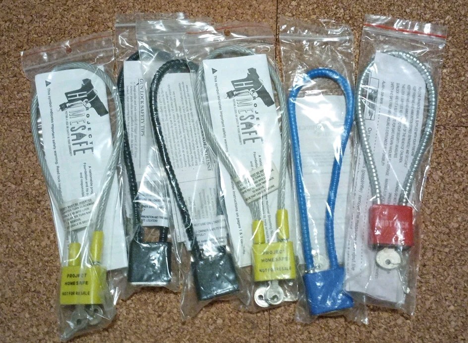 Cable Gun Safety Lock Gun Locks Child Safety 2 Keys Ea. Lot of 6