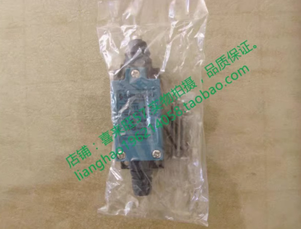 1PC New AZ8-111 limit switch #L603Z LZ