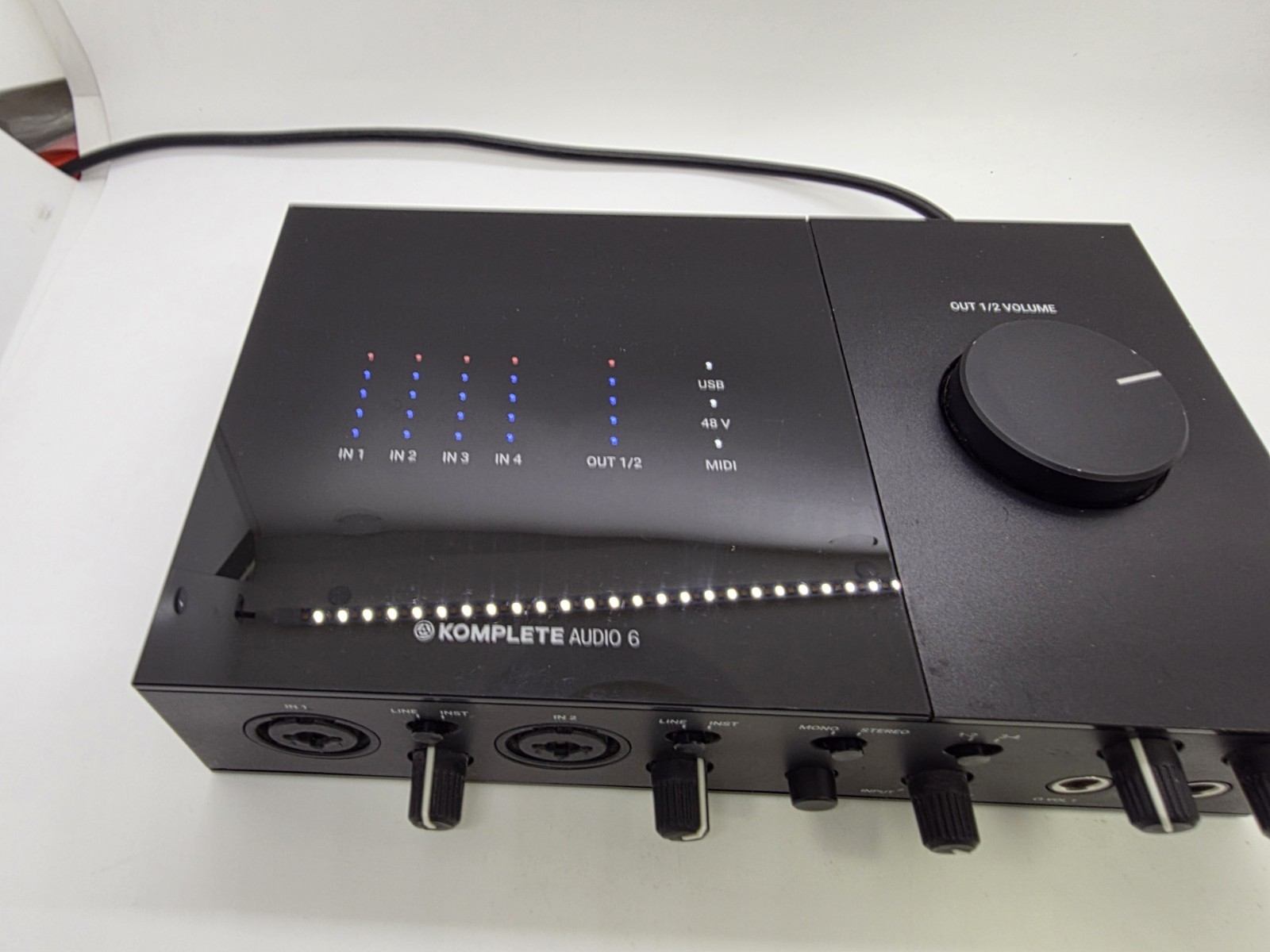 Native Instruments Komplete Audio 6 MK2 Interface With USB A Cable TESTED