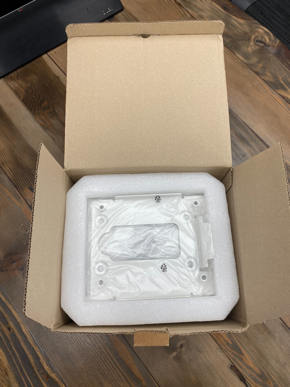 Installation Box SBP-300NBW