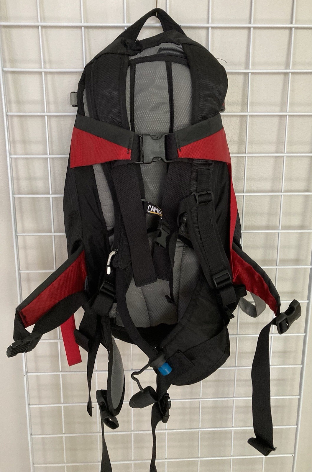 Camelbak Snobound Hydration Backpack 100 Ounce 3 Liter Bladder-New-Black-Red
