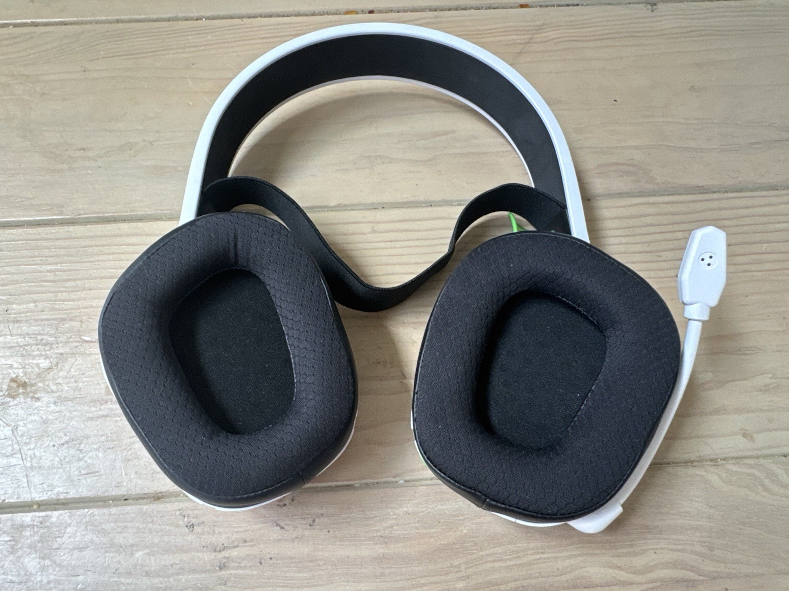 Skapendy VK84 Wireless Gaming Headset Bluetooth Only No USB Dongle