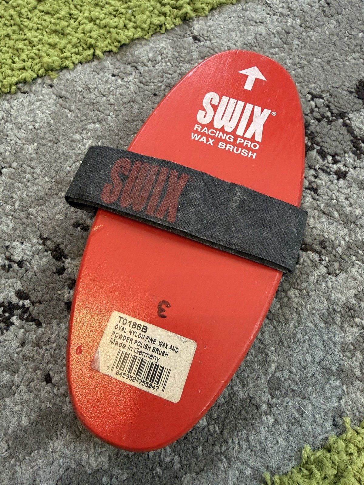 Swix Oval Soft Nylon Brush