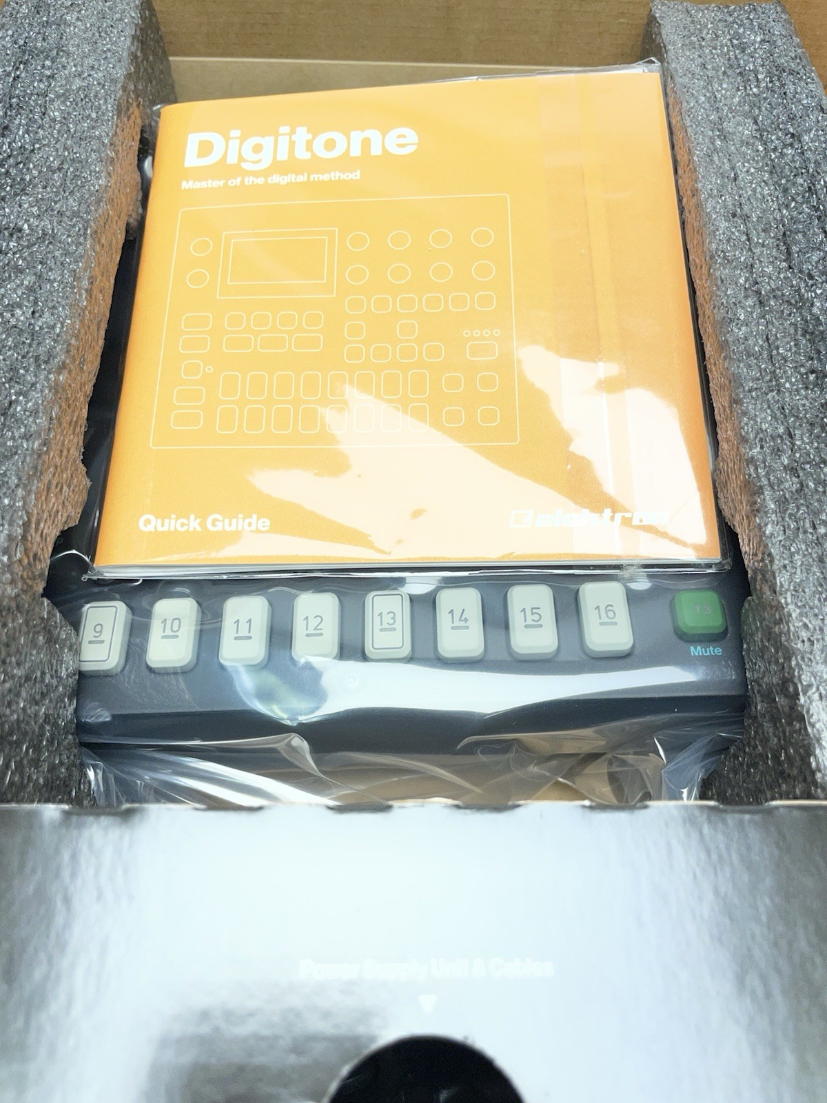 Elektron Digitone 8-voice Polyphonic Digital Synthesizer w/ Sequencer - MINT