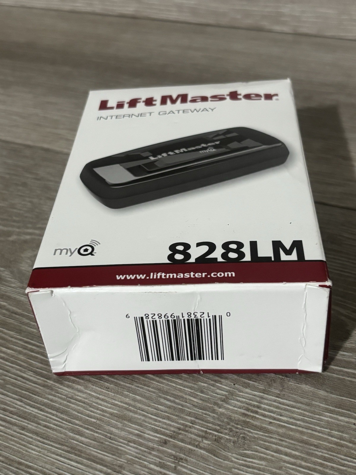 Liftmaster 828LM Internet Gateway Smartphone Control MyQ Technology Operators