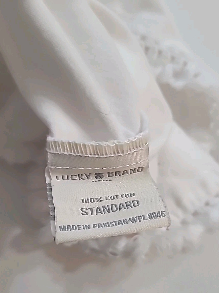 Lucky Brand White Pillowcase Boho Decorative Fringe Tassel Trim Edge 17" x 30"