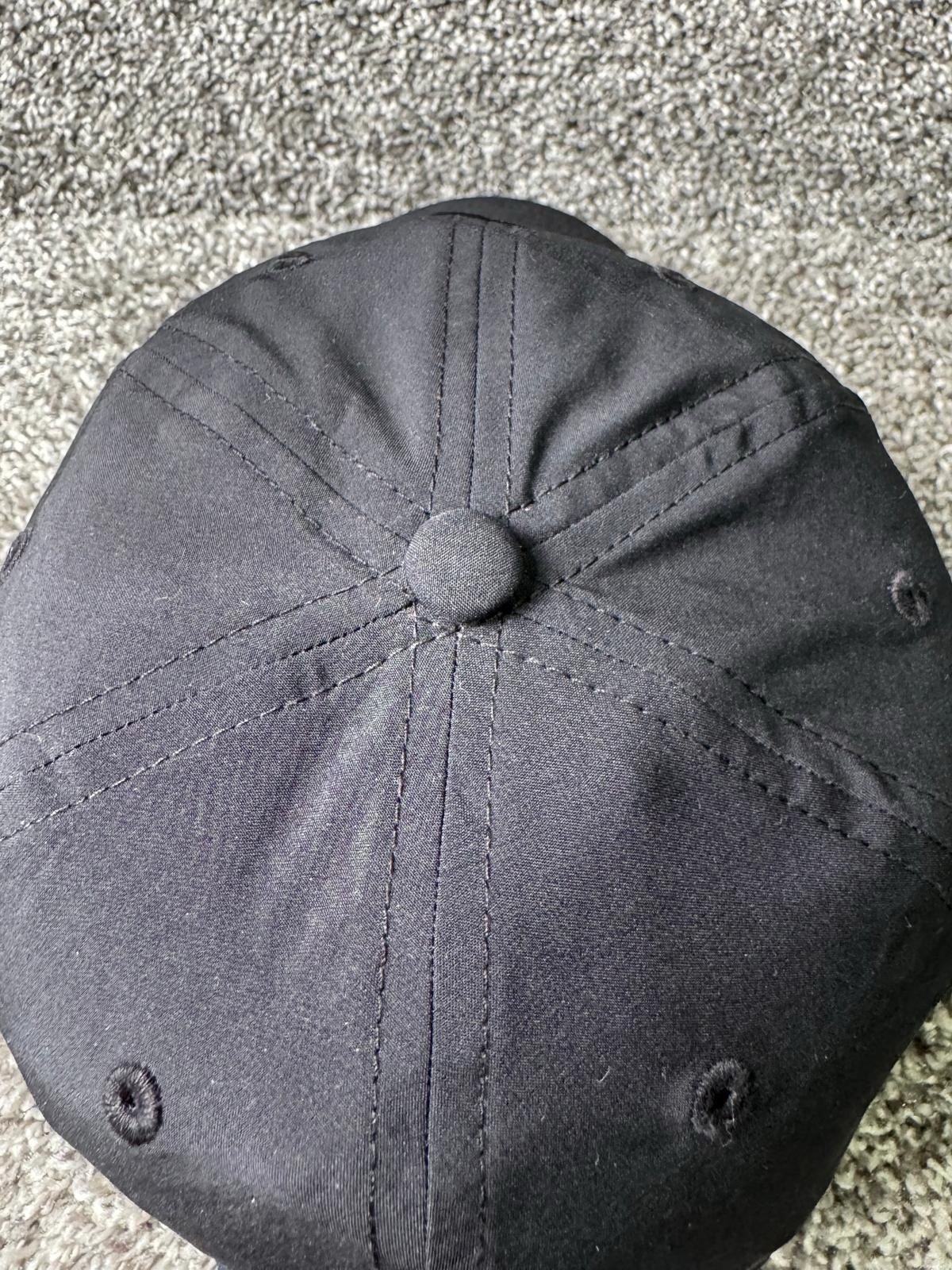 Titleist Hat Cap Strapback One size Black Adjustable Golf Hat Lightweight