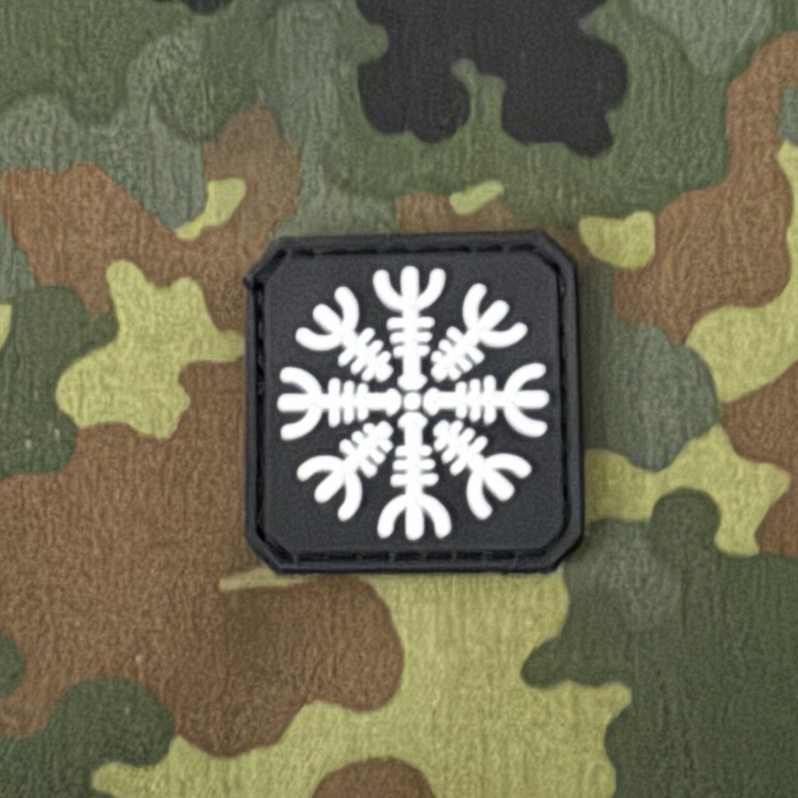 HELM OF AWE VIKING AEGISHJAMUR PVC Patch Hook Back LUMINOUS RANGER EYE EDC