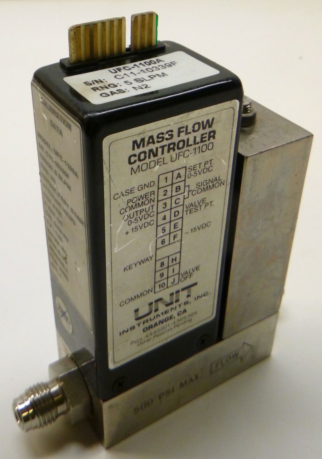 Unit Instruments UFC-1100A Mass Flow Controller, Gas: N2, Range: 5 SLPM