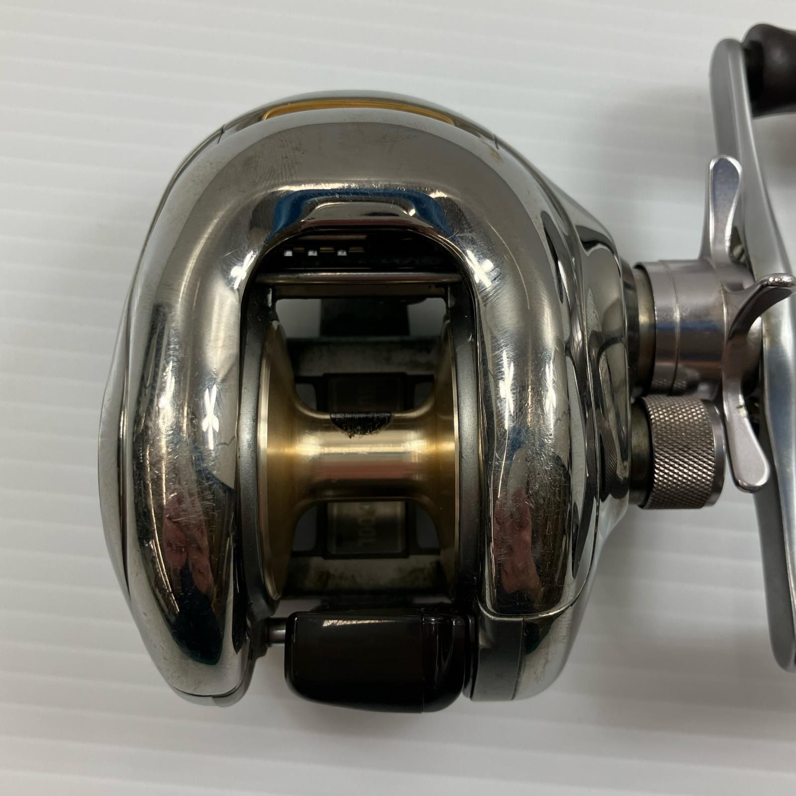 Bait Reel RH222 Scorpion Antares RH222