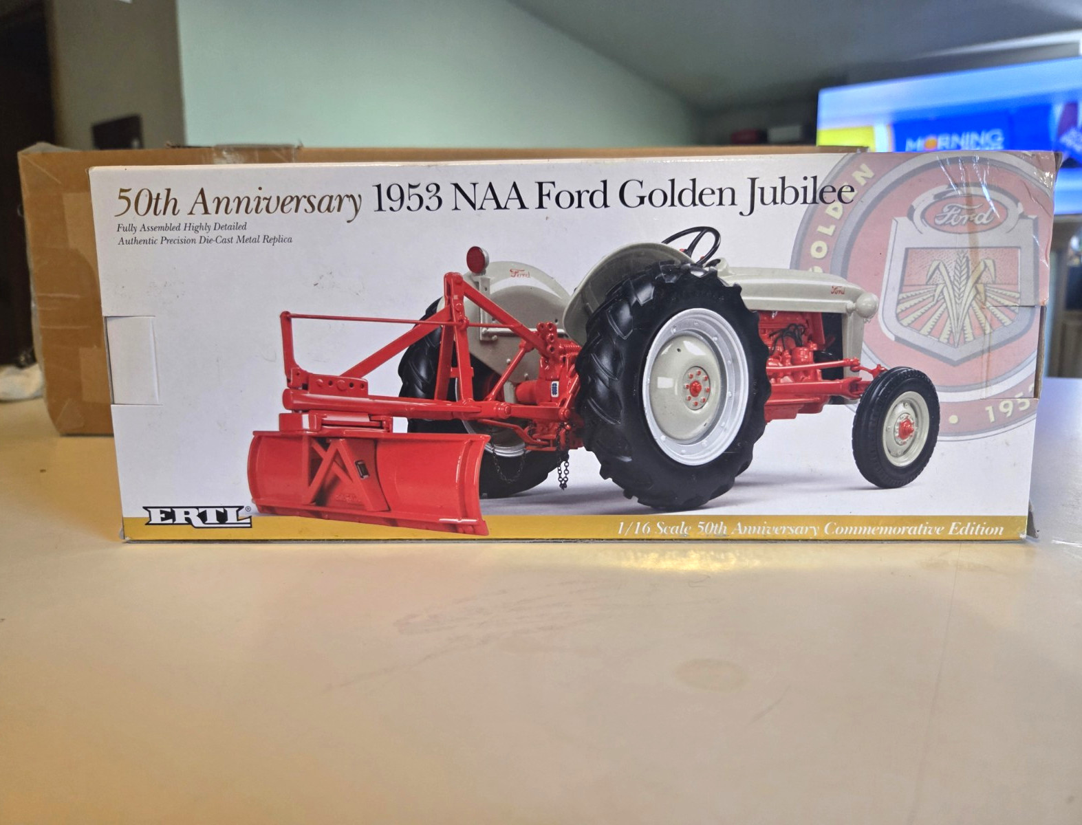 Ertl Ford NAA Golden Jubilee Tractor 1953 1:16 50th Anniversary Diecast