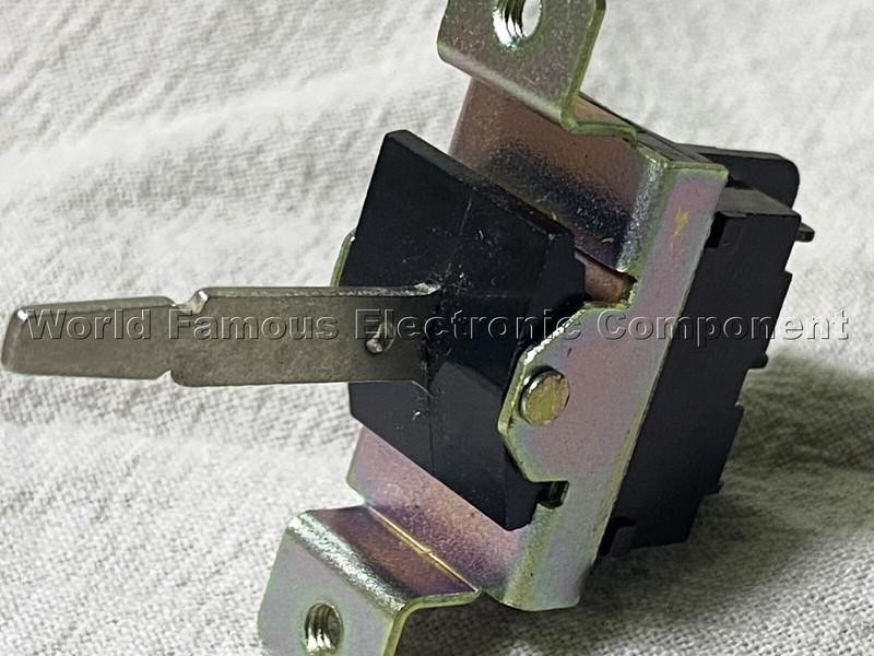 1pcs - ALPS TV-5 ON/ON 3-Pin Toggle Power Switch Made in JAPAN (1)