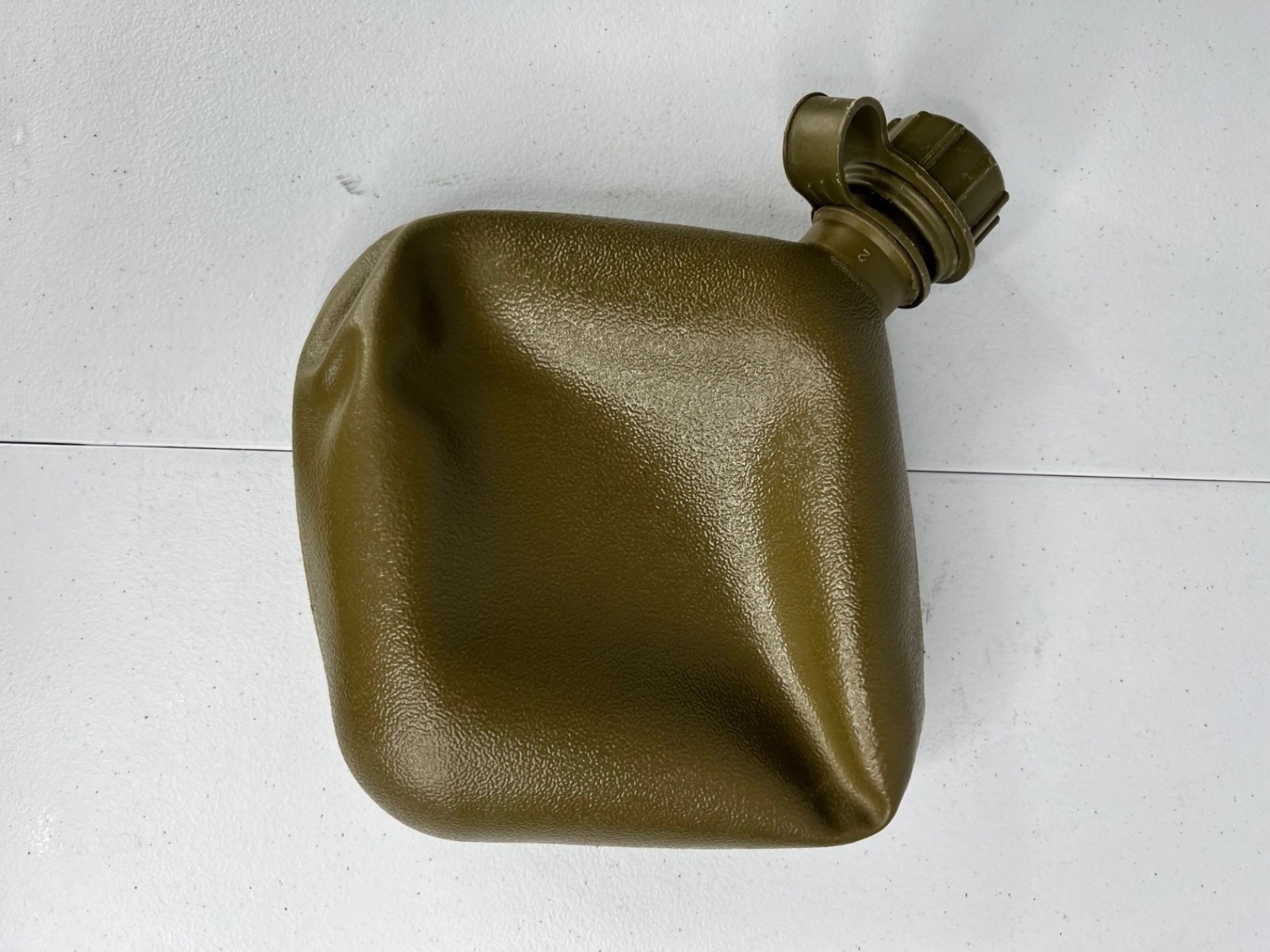 Late Vietnam War 2 Quart Canteen (1972 Dated) Complete