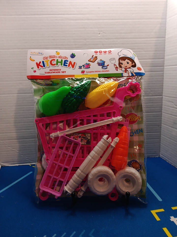 My little chefs kitchen shopping cart
