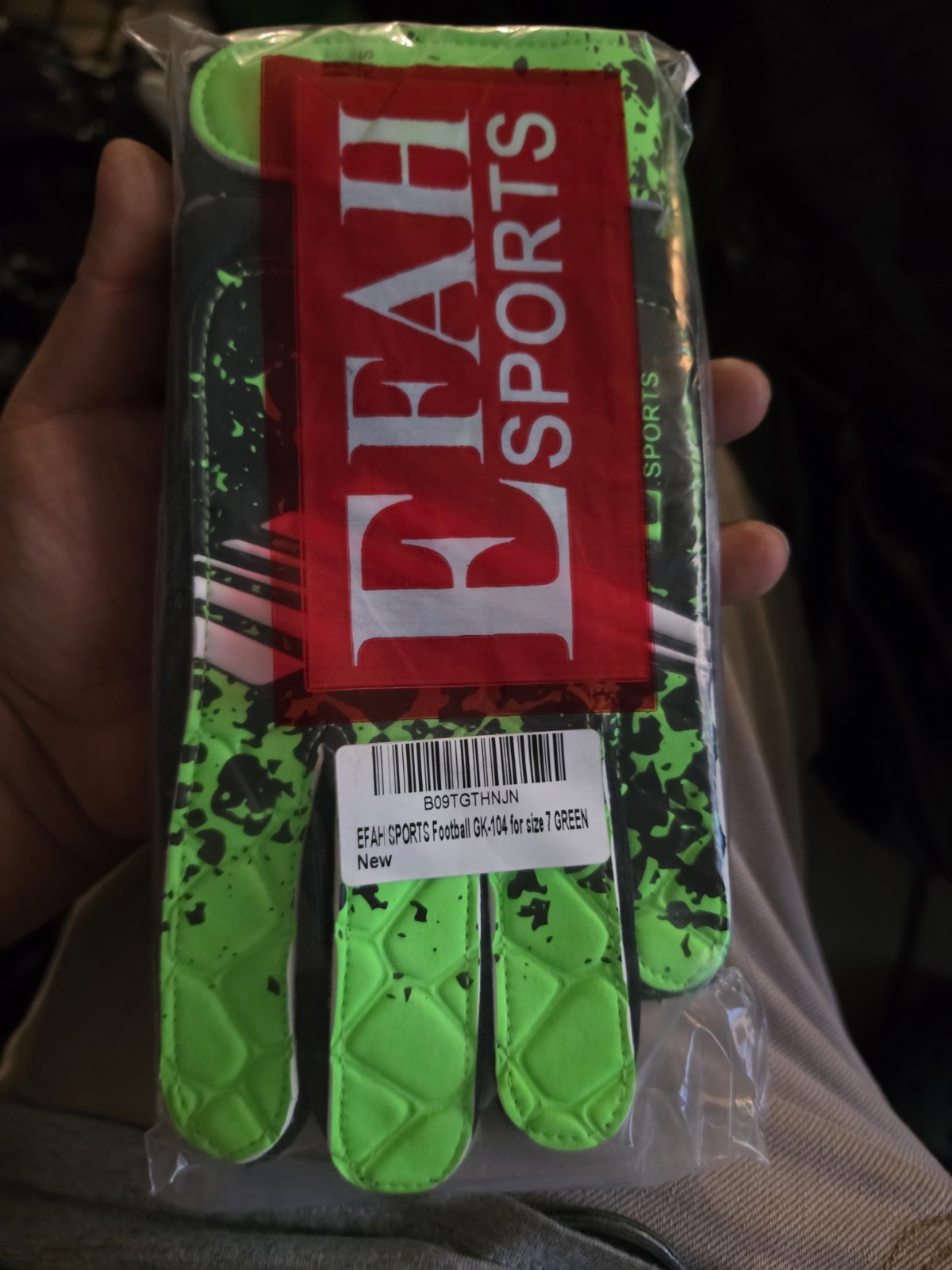EFAH SPORTS Soccer Goalkeeper Size 7 suitable for 9 to 12 years old, Green