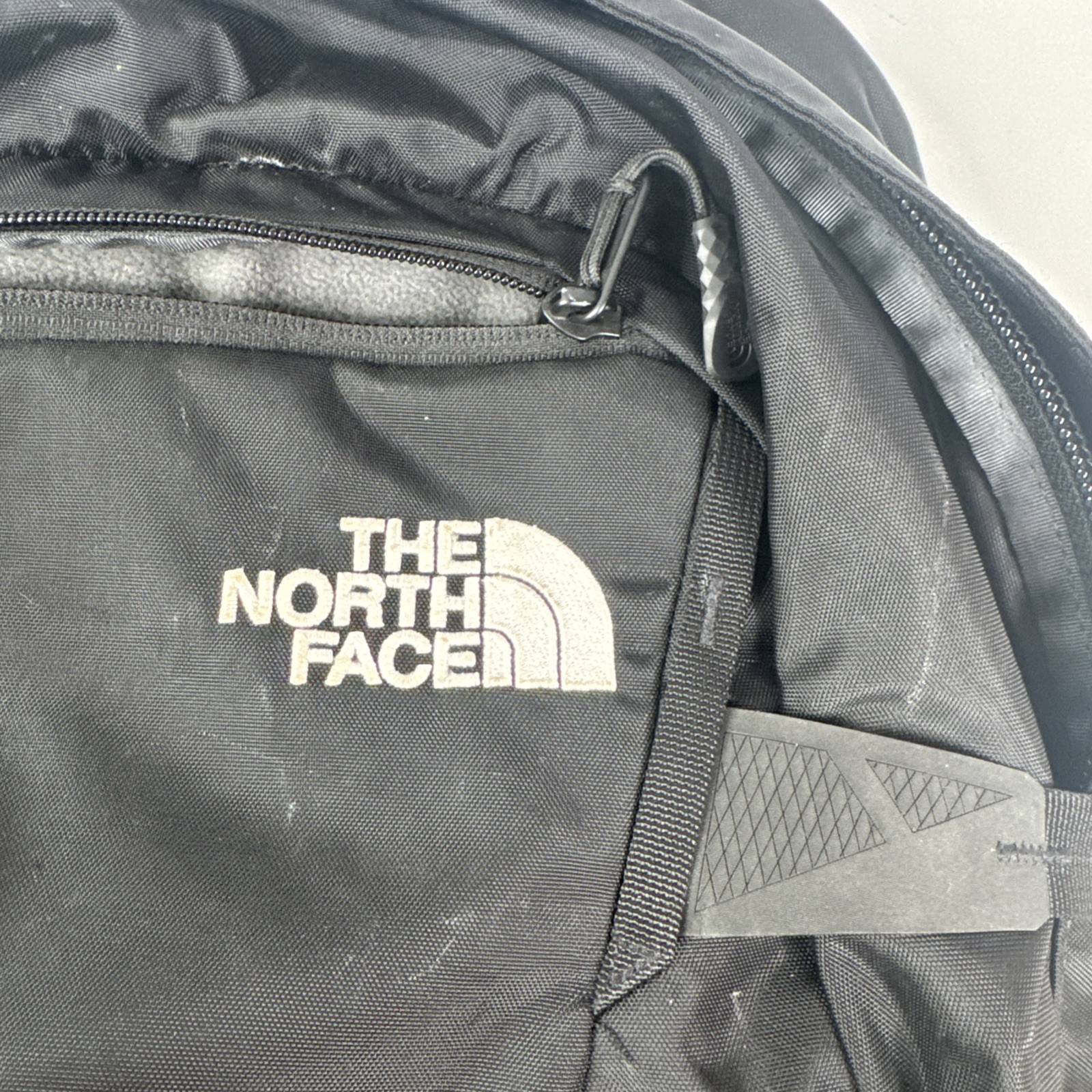 The North Face Iron Peak 28L Backpack - Excellent Condition