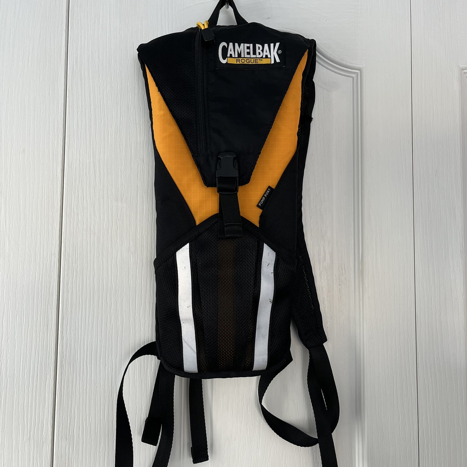 VTG Camelbak Rogue Hydration Pack Black/yellow Without Bladder