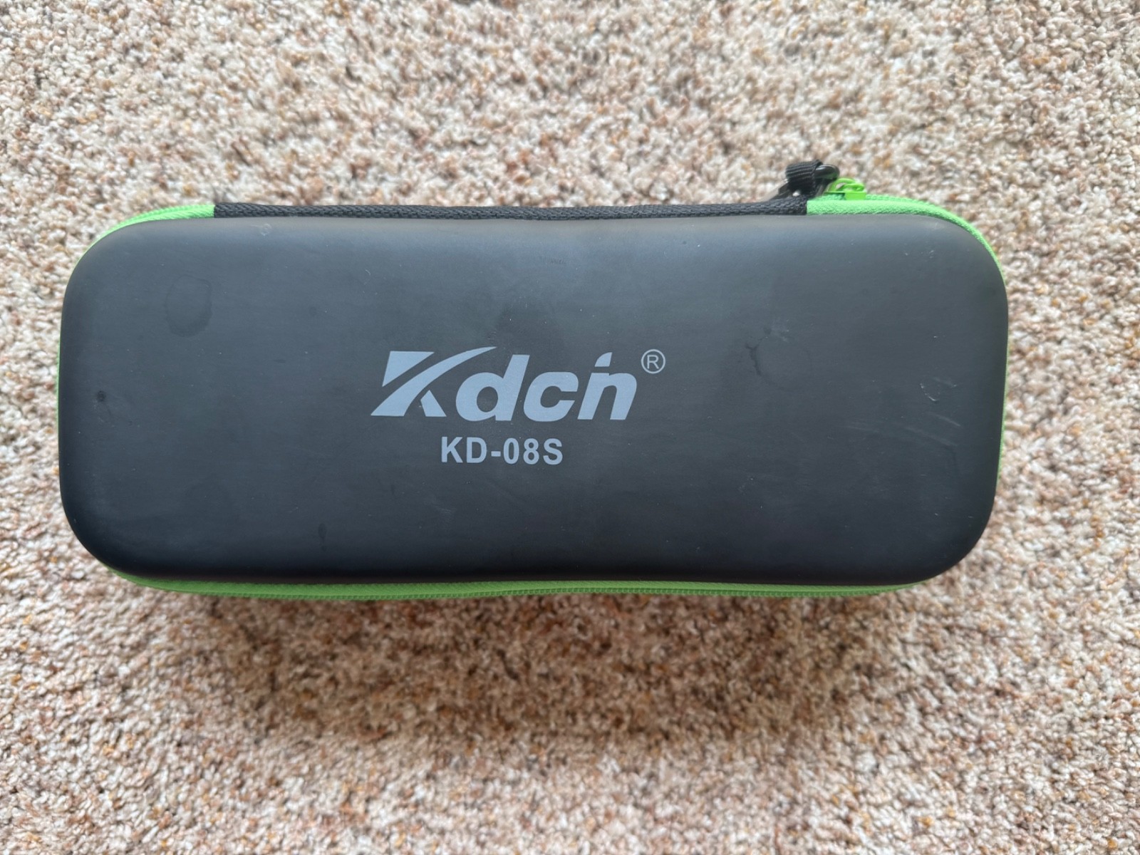 KDCH Wireless Bluetooth Karaoke Microphone KD-08S with case, cords & manual