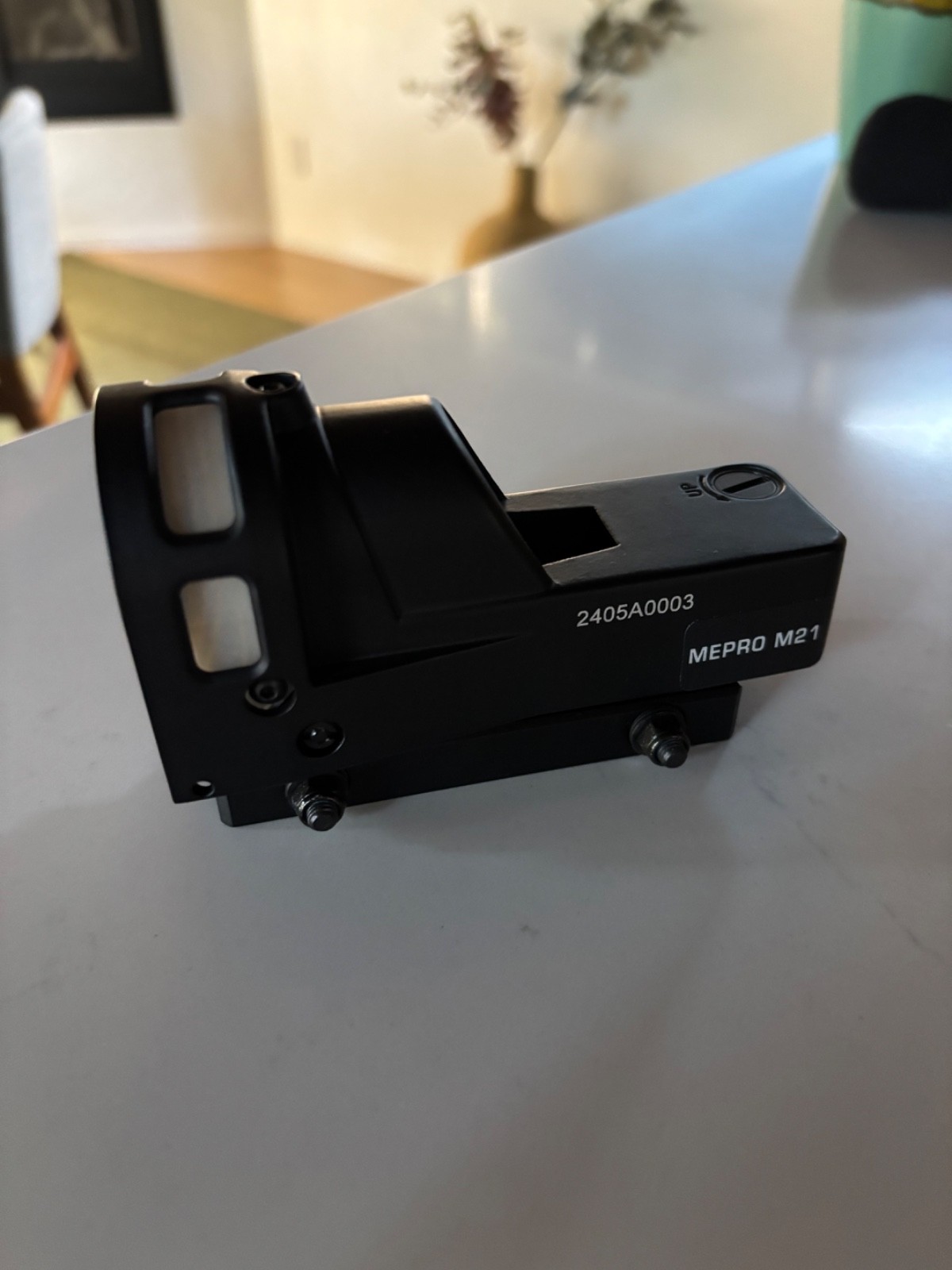 Meprolight M21 Reflex Sight – Bullseye Reticle – Box + Accessories