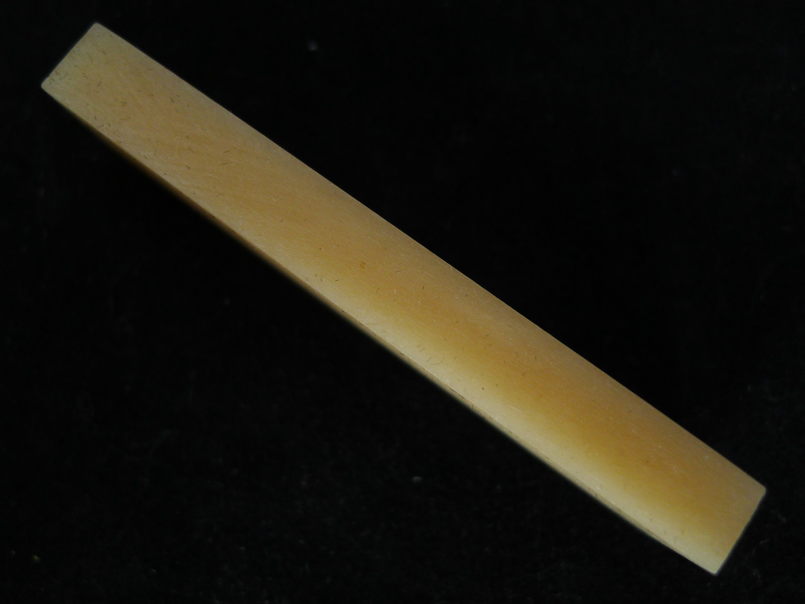 1 pcs Real Solid Camel Bone Nut Blank Fit Classical And Martin Style Guitar MN