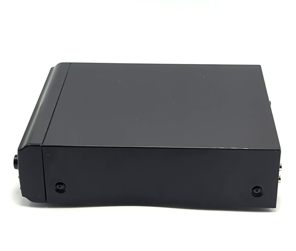 Nakamichi CD Player model CD-5 **Read Description**